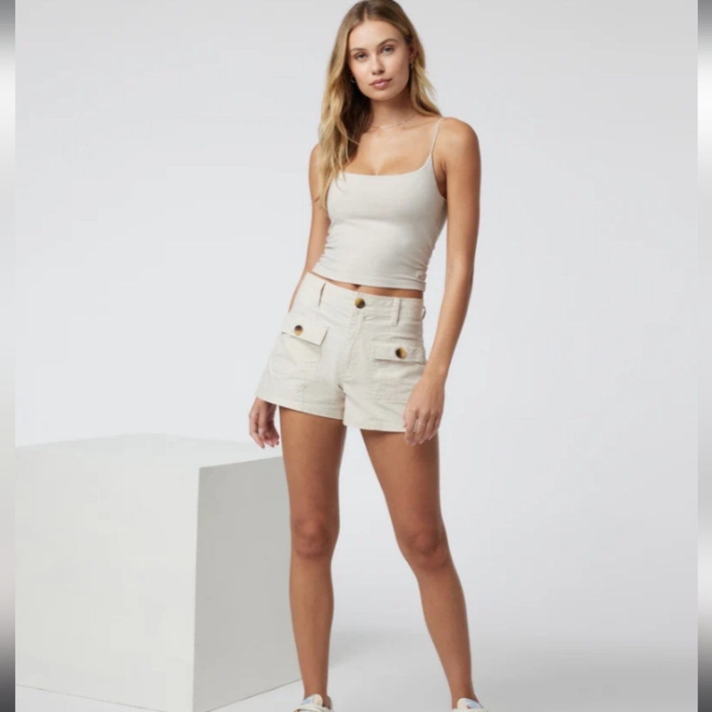 Vuori Organic Cotton Ripstop Utility Short Milkweed Cream  Sz Small